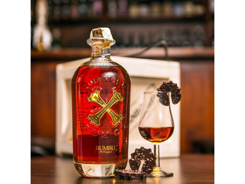 Originální dárková bedna s rumem Bumbu Celá ČR