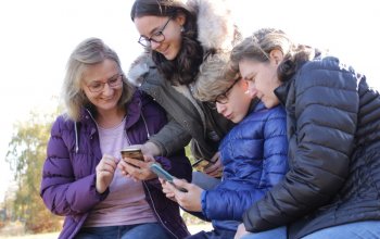 Venkovní úniková hra: Únos červeného cadillacu