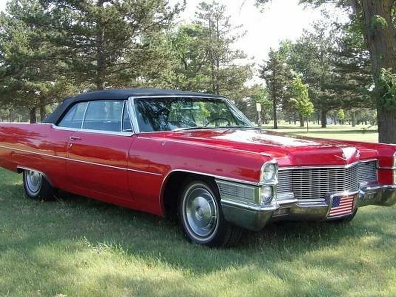 Venkovní úniková hra: Únos červeného cadillacu