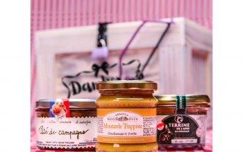 Dámská dárková truhla se specialitami ze světa Celá ČR