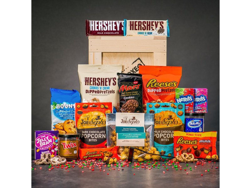 Originální dárková bedna plná sladkostí Celá ČR