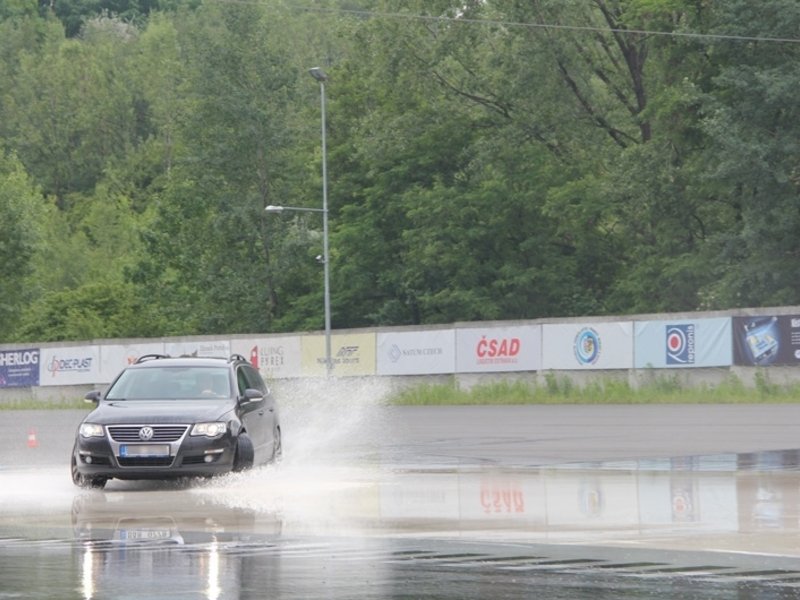 Škola bezpečné jízdy