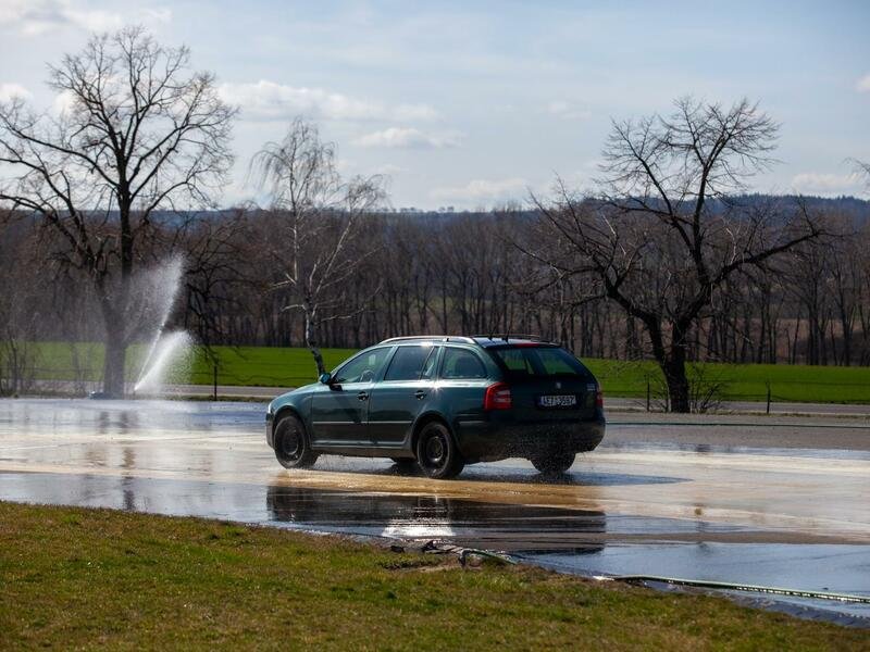 Škola bezpečné jízdy