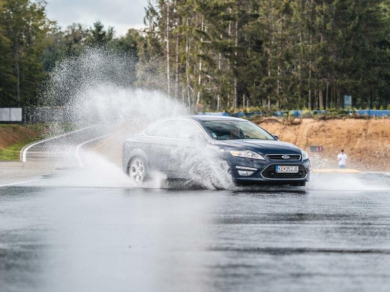 Škola bezpečné jízdy