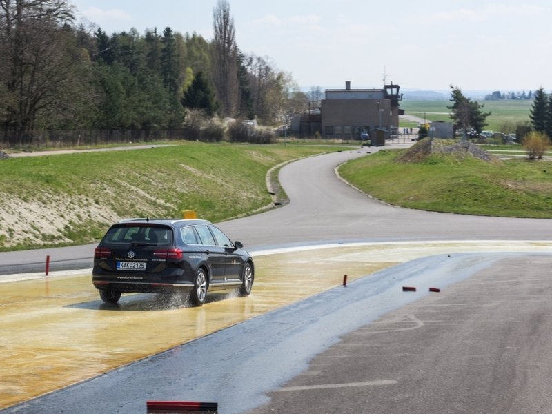 Škola bezpečné jízdy