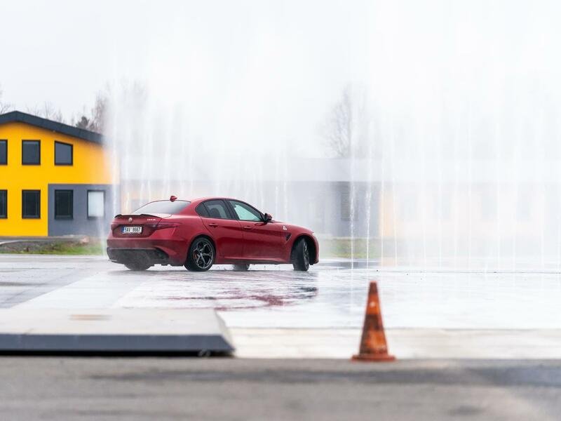 Škola bezpečné jízdy