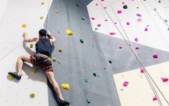 Kurz lezení na umělé stěně