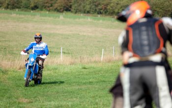 Motorky na enduro trati