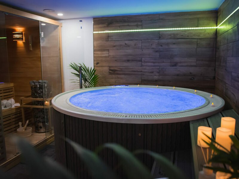 Privátní wellness v lázních pro 2 osoby Praha