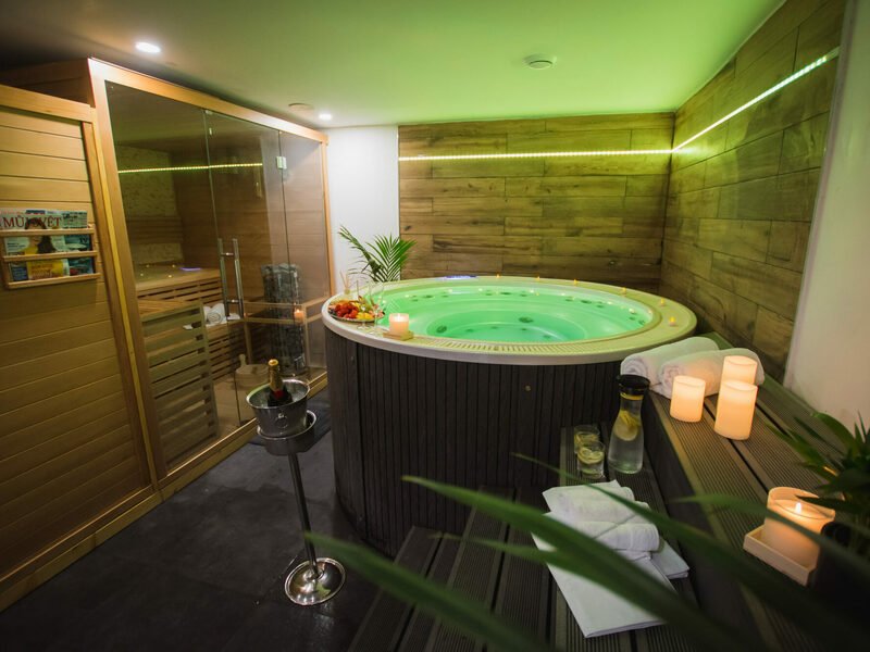 Privátní wellness v lázních pro 2 osoby Praha