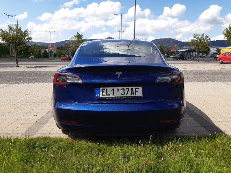 Jízda v elektromobilu Tesla Model 3