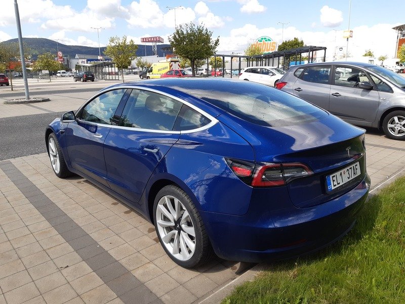 Jízda v elektromobilu Tesla Model 3