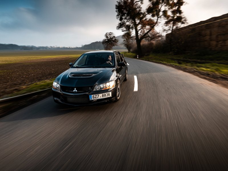 Zážitková rally jízda v Mitsubishi Lancer EVO IX