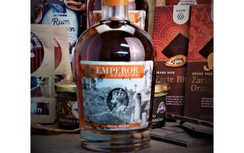 Dárková bedna s páčidlem pro muže s rumem Emperor Royal Spiced Celá ČR