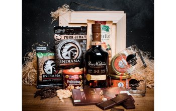 Dárková bedna s páčidlem pro muže s rumem Dos Maderas 5+5y Celá ČR