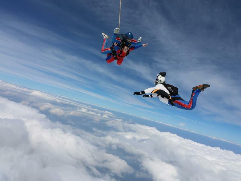 Tandemový seskok padákem