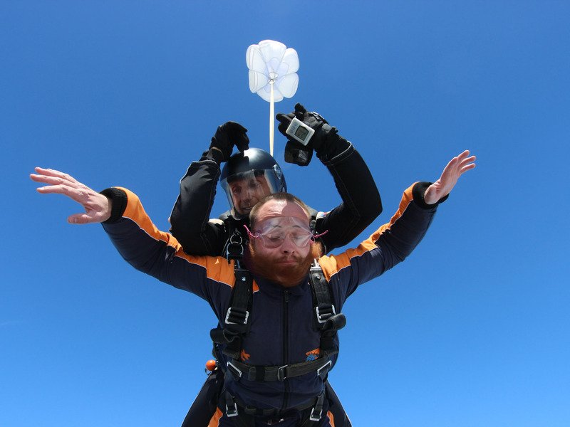 Tandemový seskok padákem