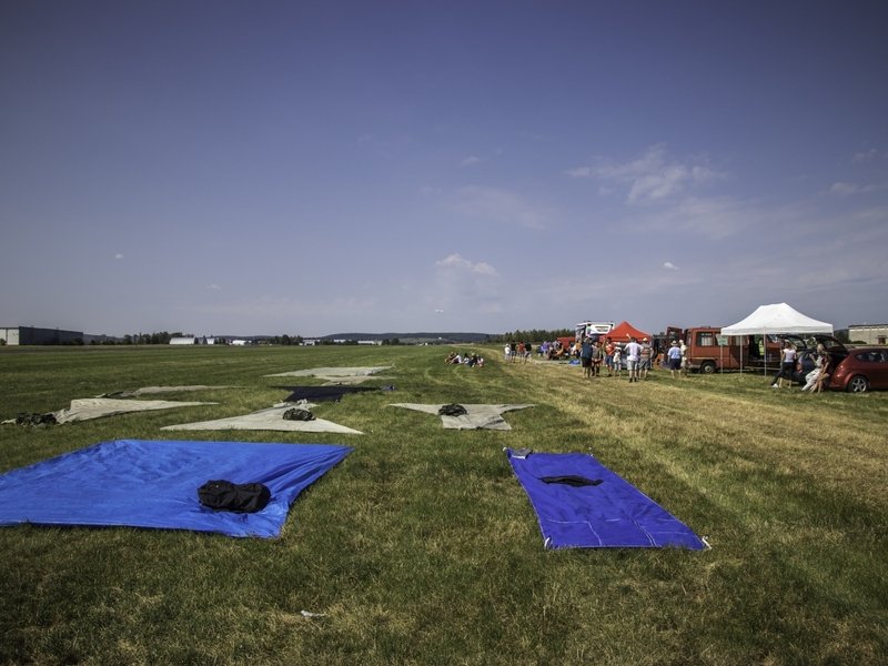 Tandemový seskok padákem