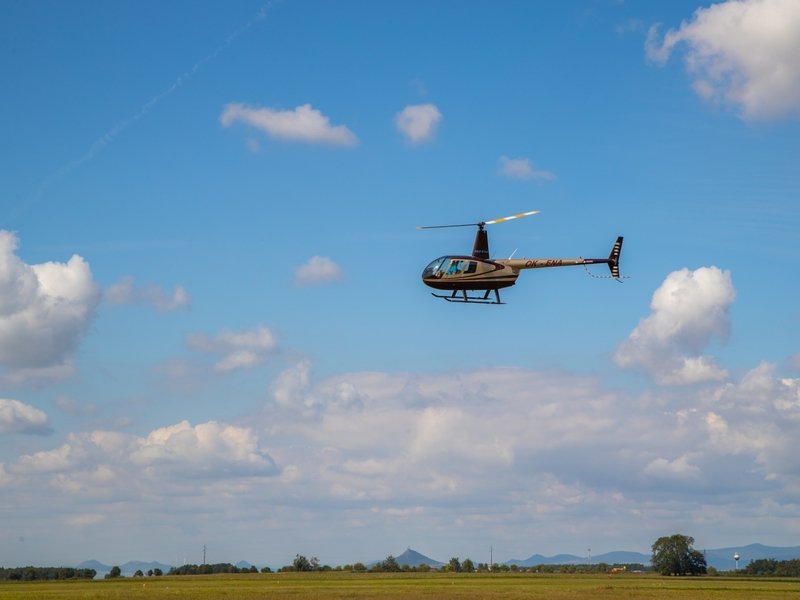 Vyhlídkové lety vrtulníkem