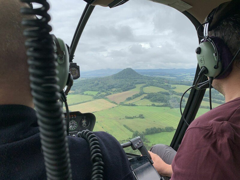 Vyhlídkové lety vrtulníkem