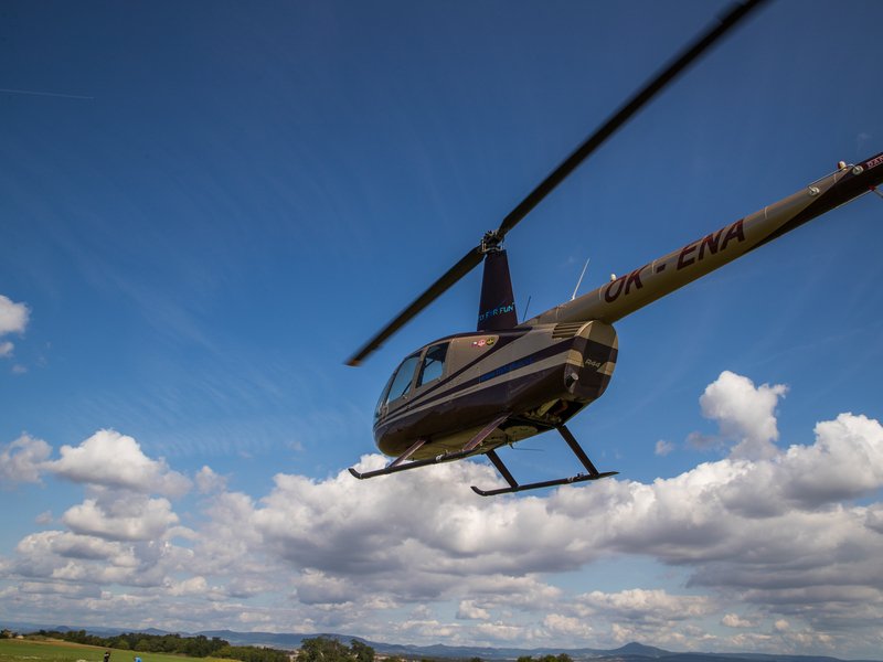 Vyhlídkové lety vrtulníkem