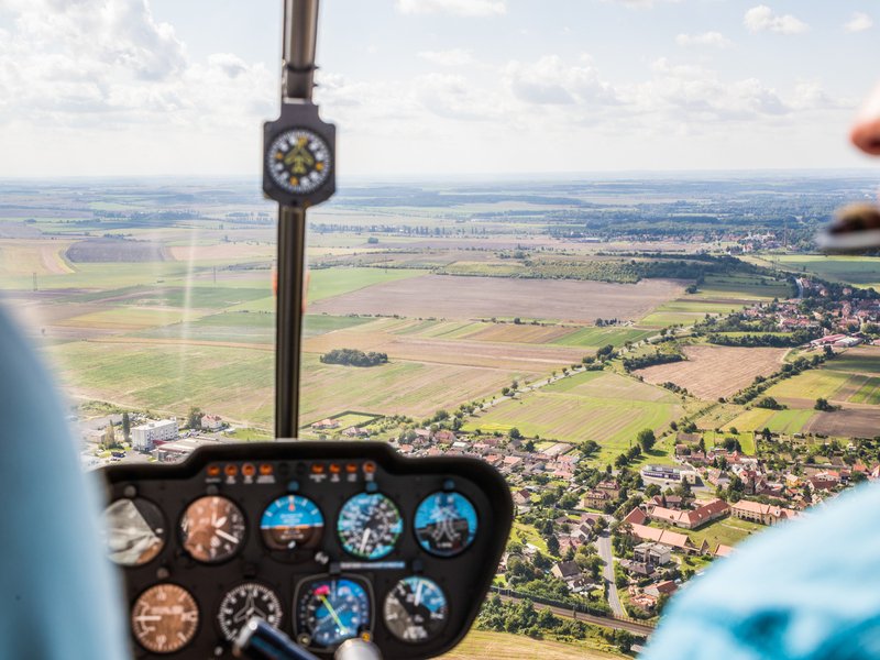 Vyhlídkové lety vrtulníkem