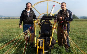Motorový paragliding