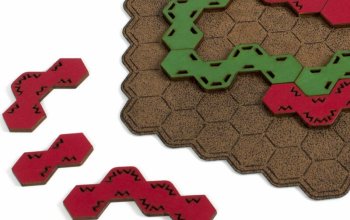 Snekagon: Zábavná hra na 7 tahů