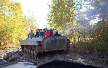 Jízda obrněným transportérem