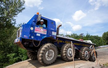 Ostrava: Jízda v legendární Tatra 813