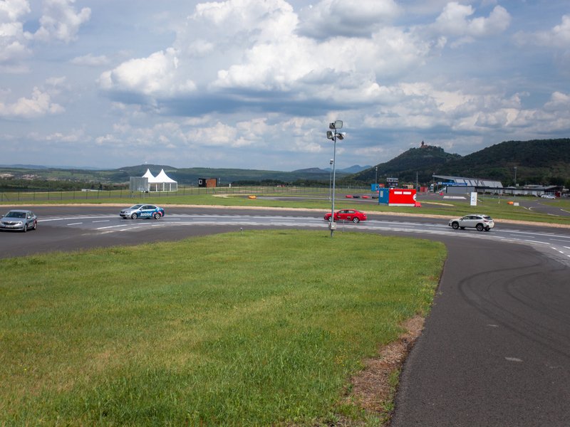 Zábavný kurz bezpečné jízdy