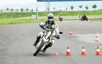 Kurz bezpečné jízdy na motorce