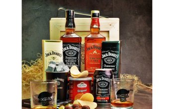 Dárková bedna s páčidlem pro muže Jack Daniel’s & Fire Celá ČR