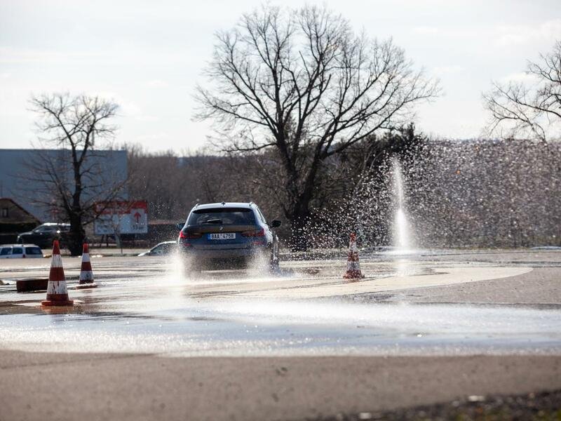 Škola bezpečné jízdy