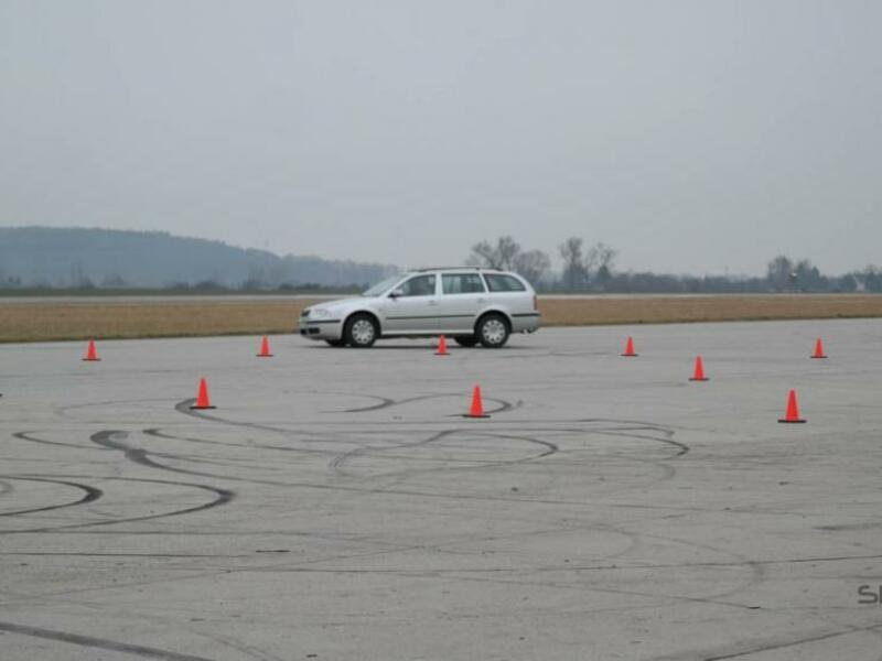 Škola bezpečné jízdy