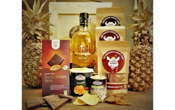 Dárková bedna s páčidlem pro muže s rumem Ti Arrangés de Ced' Ananas Victoria Celá ČR