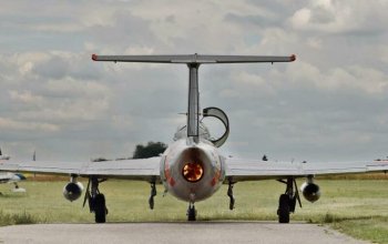 Zážitkový let ve stíhačce L-29 Delfín na Slovensku