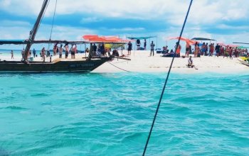 Zanzibar křížem krážem Zahraničí