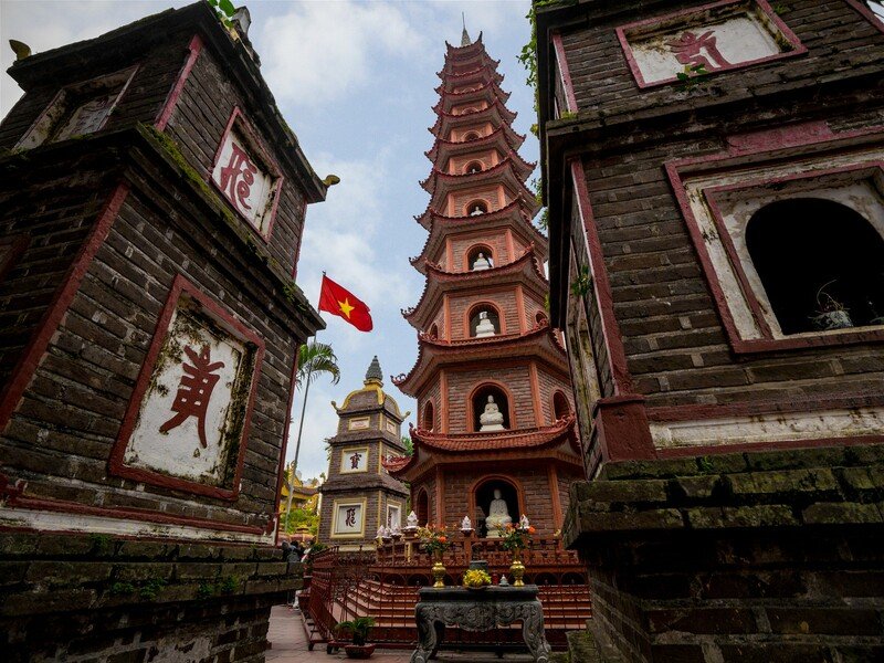 S Veronikou do Vietnamu Zahraničí