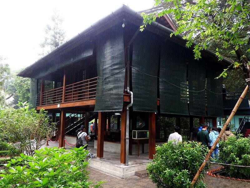 S Veronikou do Vietnamu Zahraničí