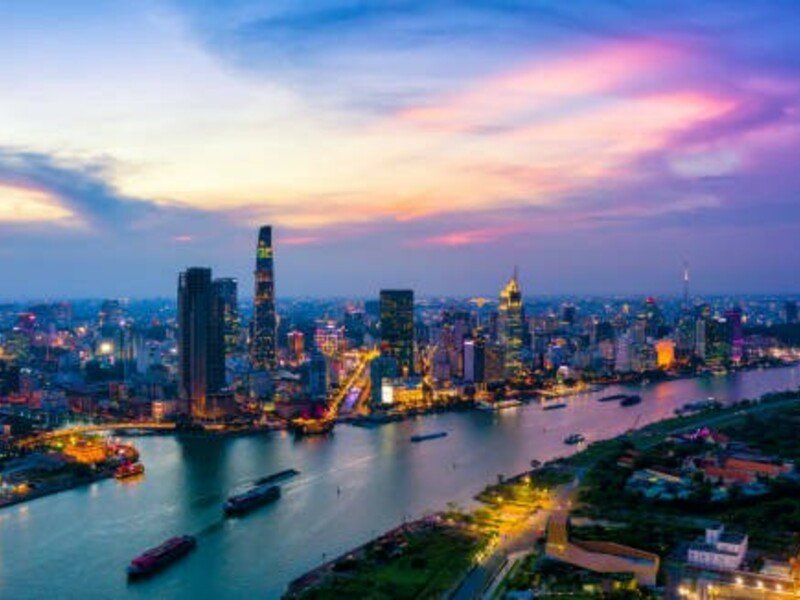 S Veronikou do Vietnamu Zahraničí