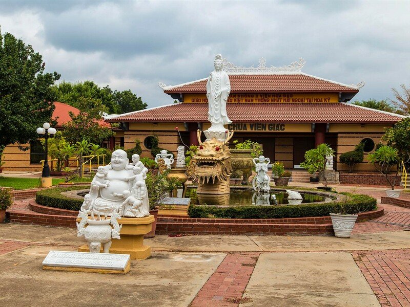 S Veronikou do Vietnamu Zahraničí