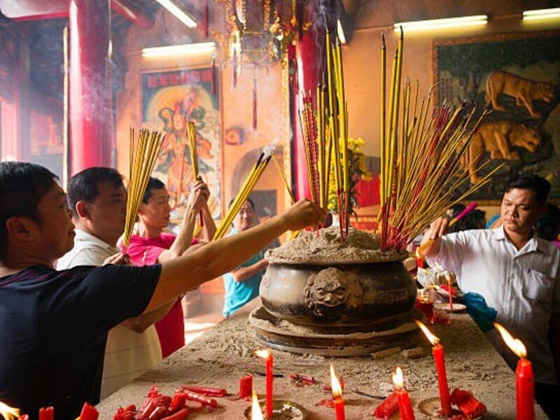 S Veronikou do Vietnamu Zahraničí