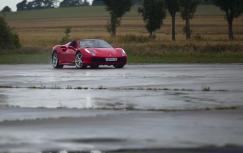 Jízda ve Ferrari 488 Spider na okruhu