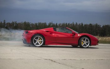 Jízda ve Ferrari 488 Spider na okruhu