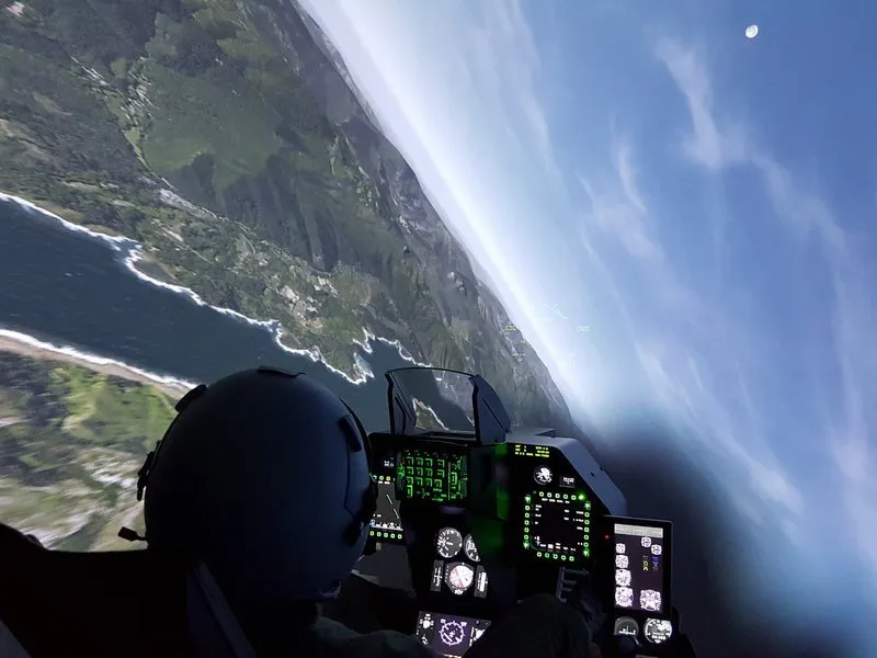 Simulátor stíhačky F-16 Fighting Falcon