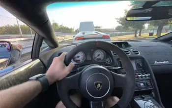 Jízda ve Ferrari 458 Italia na polygonu