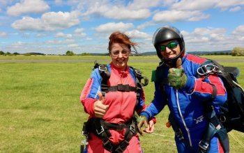 Tandemový seskok padákem