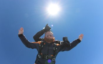 Tandemový seskok padákem