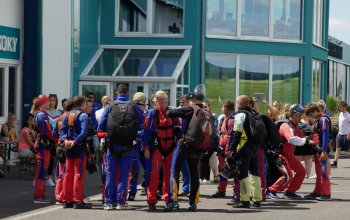 Tandemový seskok padákem